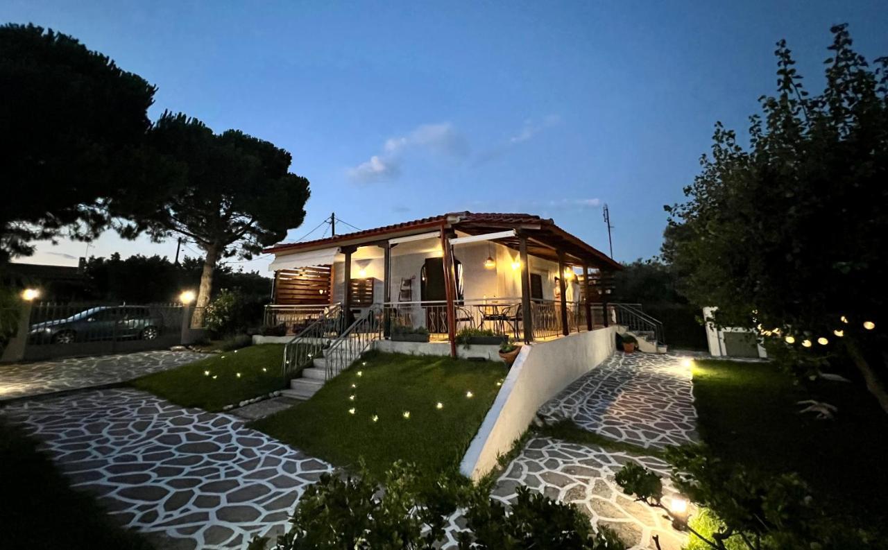 Anastasias Cottage Néa Irákleia Eksteriør billede