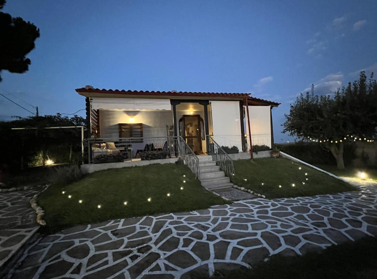 Anastasias Cottage Néa Irákleia Eksteriør billede