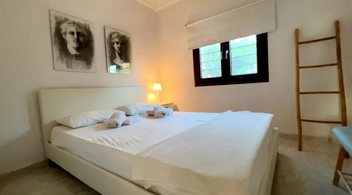 Anastasias Cottage Néa Irákleia Eksteriør billede