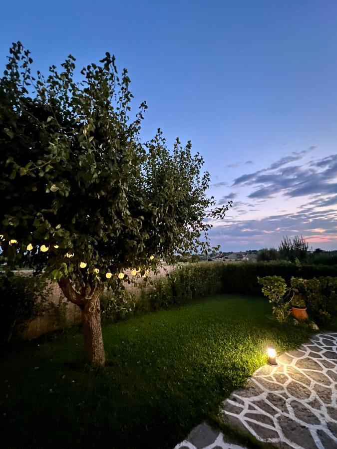 Anastasias Cottage Néa Irákleia Eksteriør billede