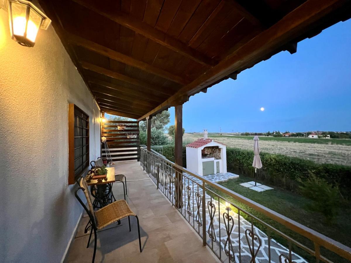 Anastasias Cottage Néa Irákleia Eksteriør billede