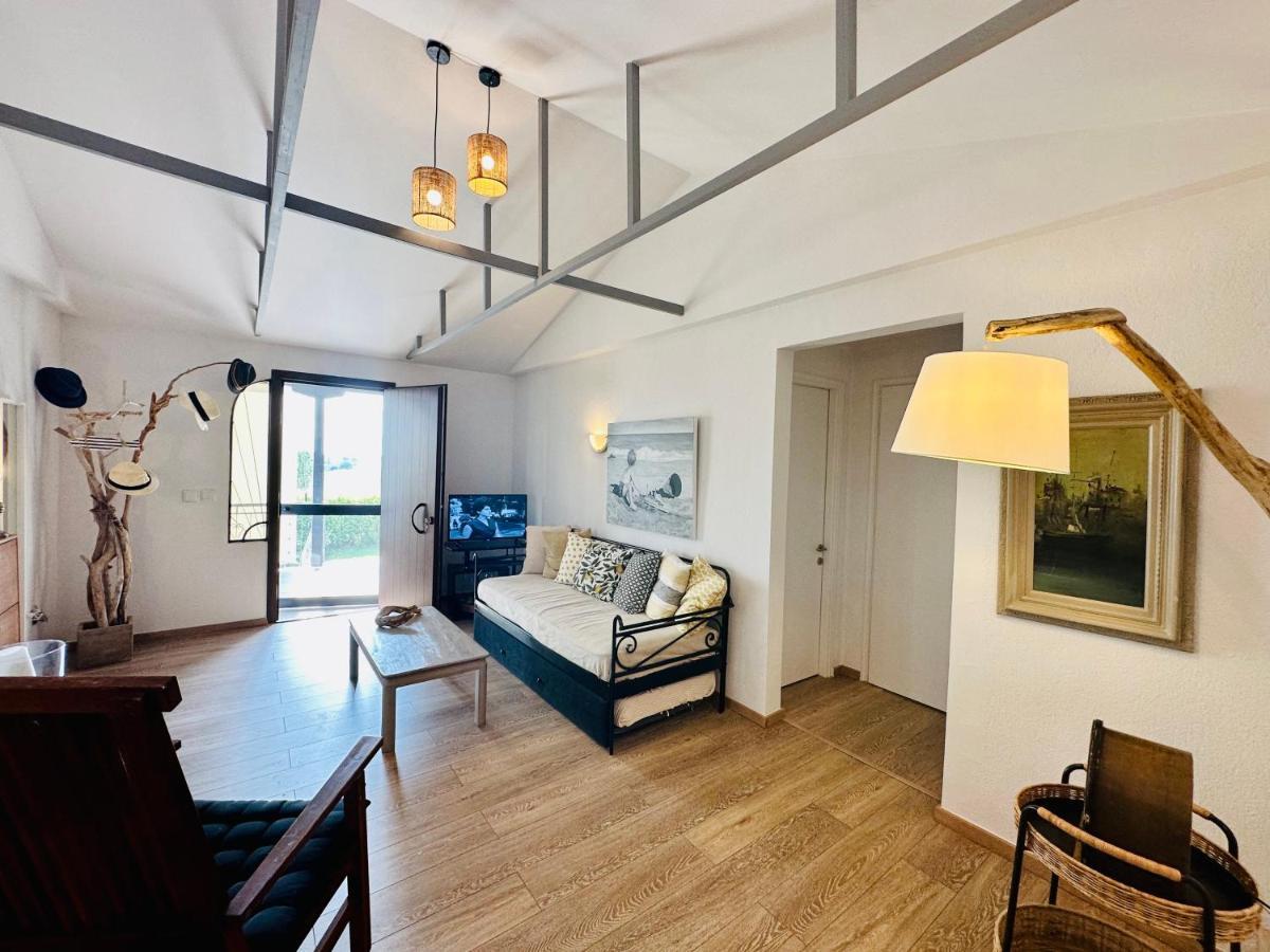 Anastasias Cottage Néa Irákleia Eksteriør billede