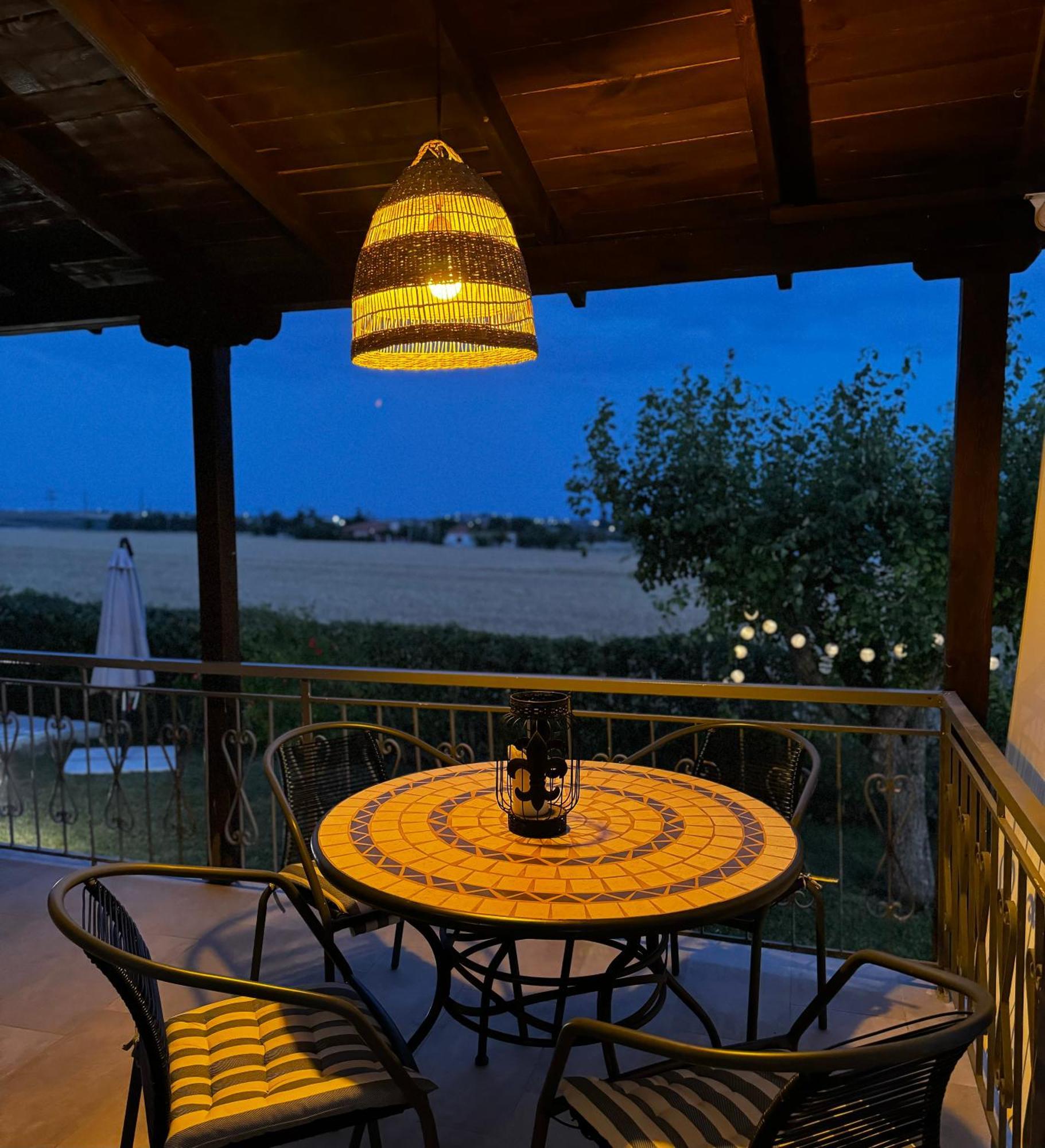 Anastasias Cottage Néa Irákleia Eksteriør billede